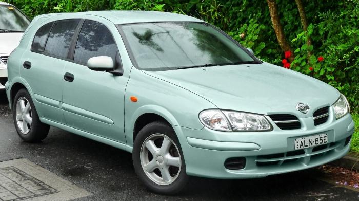 Nissan Almera hatchback