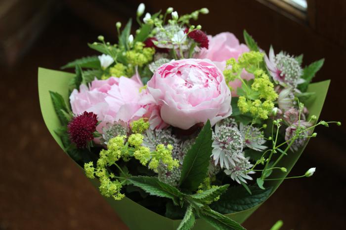 Het langer knippen van bloemen duurt langer