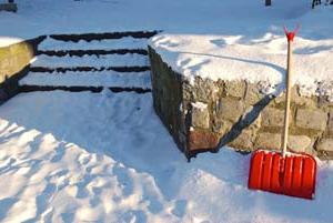 Schoppen voor sneeuw - een onmisbare inventaris in de winter