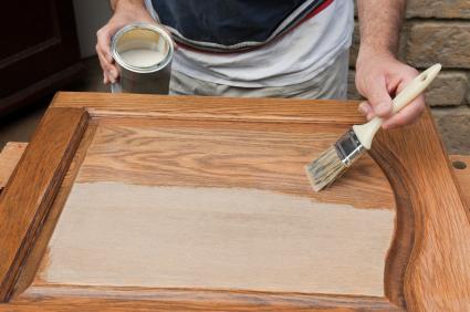 Kies een vernis voor hout voor buitenwerkzaamheden