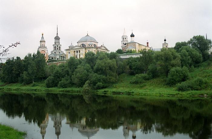 Borisoglebsky-klooster in Dmitrov: geschiedenis en beschrijving