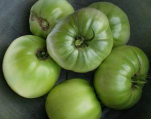 Kaviaar van groene tomaten: een recept en de beste manieren om te koken