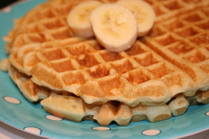 Zachte en delicate wafels: een recept in het wafelijzer