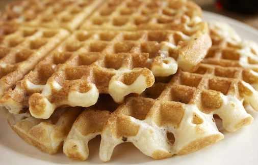 Een gedetailleerd recept voor wafelwafels uit de Sovjet-Unie, of Hoe heerlijke Weense koekjes te maken