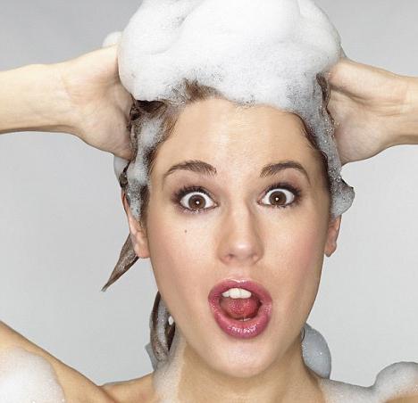 Hoe de haarverf van de huid te wassen? Vlekken van verf - het is niet gevaarlijk