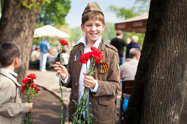 Victory bloem - een van de belangrijkste symbolen van 9 mei