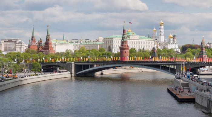 De stenen brug in Moskou