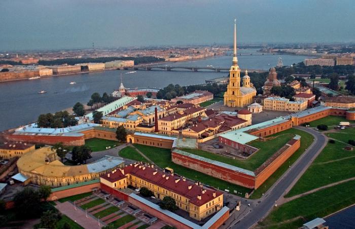 China Town, Moskou, St. Petersburg ... Waarom werd de stad een stad genoemd?