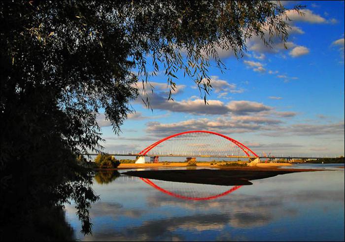 nieuwe brug in Novosibirsk 