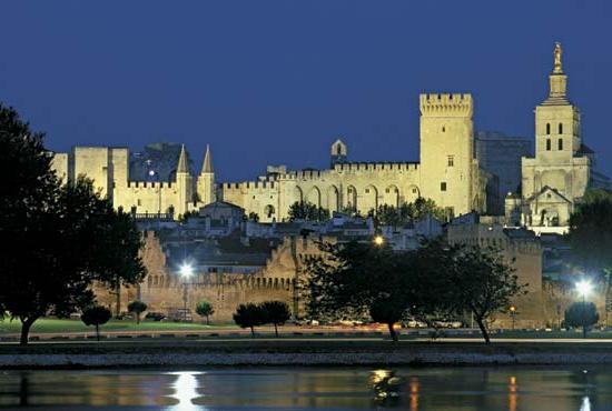 Middeleeuws Avignon (Frankrijk) - het centrum van kunst en cultuur